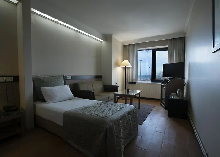 Kadikoey Rihtim Отель