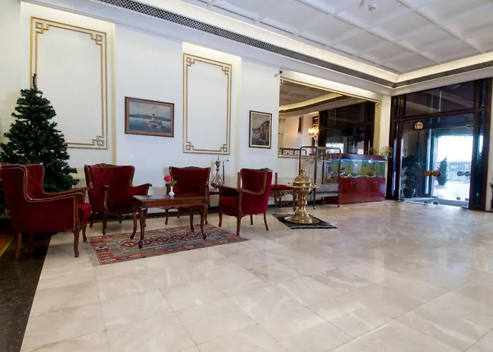 Отель Kadikoey Rihtim 3*