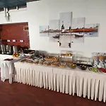 Kadikoey Rihtim מלון איסטמבול