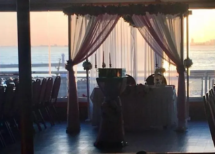 卡德柯伊酒店 酒店