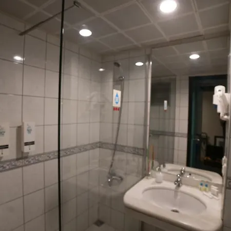 Kadikoey Rihtim 호텔 3*